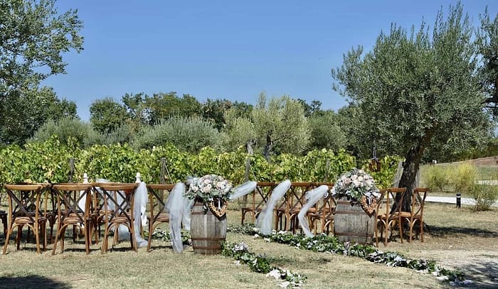Castello di Semivicoli, wine resort wedding venue in Abruzzo offering official ceremonies in the vineyard